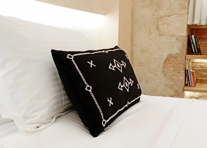 Domus Vivendi 干尼亞